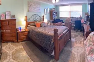 16450 Miami Dr, North Miami Beach, FL 33162 - Photo 8