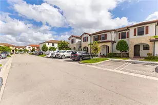 10611 West 33rd Ct, Hialeah, FL 33018 - Photo 4