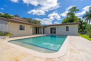 14940 Egan Ln, Miami Lakes, FL 33014 - Photo 16