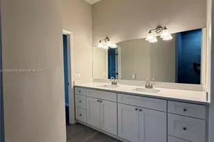 1025 Jupiter Lp, Labelle, FL 33935 - Photo 16