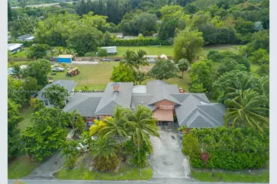 5400 Palm Tree Rd, Plantation, FL 33317 - Photo 1