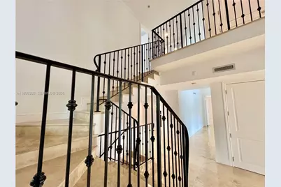 573 Satinwood Dr, Key Biscayne, FL 33149 - Photo 18