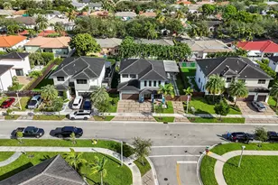 8975 NW 161st Terrace, Miami Lakes, FL 33018 - Photo 44