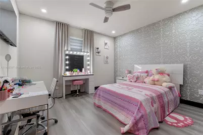 8975 NW 161st Ter, Miami Lakes, FL 33018 - Photo 26