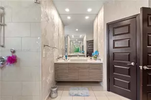 8975 NW 161st Terrace, Miami Lakes, FL 33018 - Photo 40