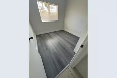 930 NE 34th Ave #201, Homestead, FL 33033 - Photo 24