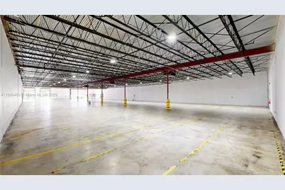 8115 NW 74th Ave, Medley, FL 33166 - Photo 4