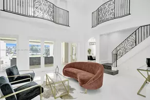 929 N Southlake Dr, Hollywood, FL 33019 - Photo 32