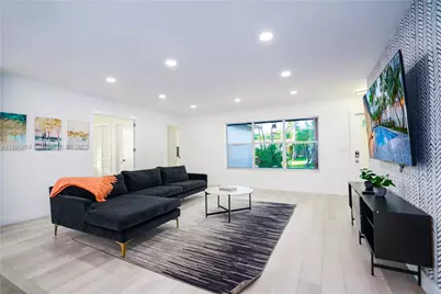 1244 Garfield St, Hollywood, FL 33019 - Photo 4