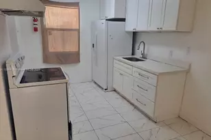 301 NW 177th St, Miami Gardens, FL 33169 - Photo 4