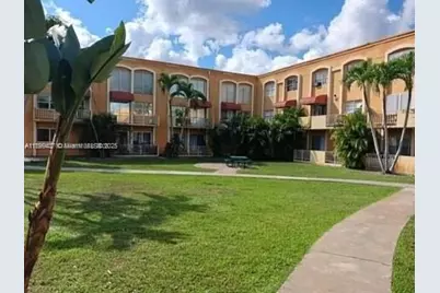 18111 NW 68th Ave #F203, Hialeah, FL 33015 - Photo 4