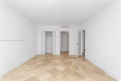 5700 Collins #10D, Miami Beach, FL 33140 - Photo 20