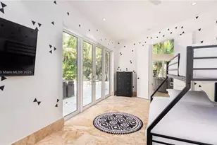 112 NW 14th Way, Dania Beach, FL 33004 - Photo 12