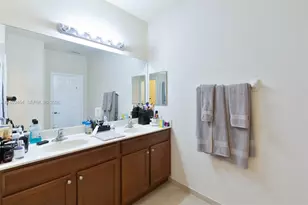 11628 NW 87th Ln, Doral, FL 33178 - Photo 10