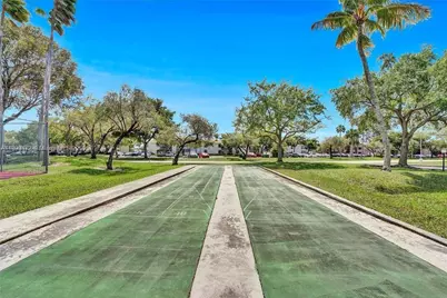 9814 W McNab Rd #204, Tamarac, FL 33321 - Photo 28
