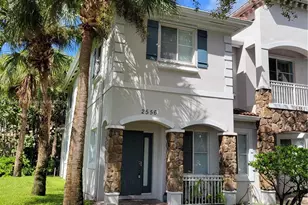 2556 SW 83rd Ave, Miramar, FL 33025 - Photo 1