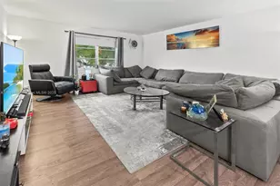 9 NE 19th Ct, Wilton Manors, FL 33305 - Photo 4