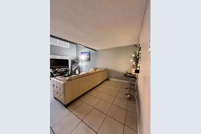 17911 NW 68th Ave #N207, Hialeah, FL 33015 - Photo 6