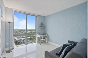 16385 Biscayne Blvd, North Miami Beach, FL 33160 - Photo 10