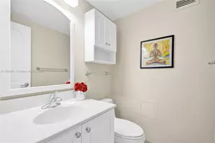 2501 S Ocean Dr, Hollywood, FL 33019 - Photo 16