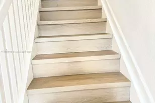 2962 NW 35th Ave, Lauderdale Lakes, FL 33311 - Photo 8