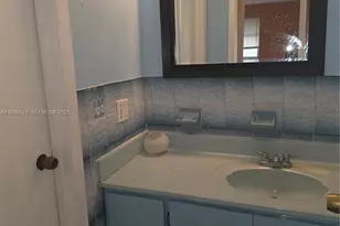 250 NW 63rd Ct, Miami, FL 33126 - Photo 18