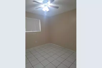 250 NW 63rd Ct, Miami, FL 33126 - Photo 22