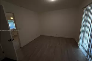 930 SW 29th St, Fort Lauderdale, FL 33315 - Photo 6