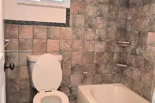 9410 Live Oak Pl, Davie, FL 33324 - Photo 20