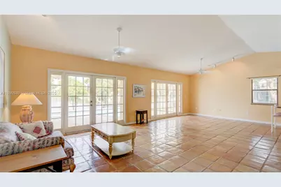 6255 Hawkes Bluff Ave, Davie, FL 33331 - Photo 20