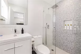 1104 N 13th Terrace, Hollywood, FL 33019 - Photo 44