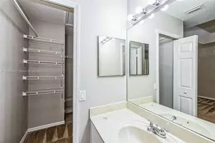 1655 SE 30th St, Homestead, FL 33035 - Photo 8