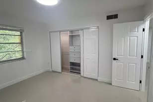 17255 SW 95th Ave, Palmetto Bay, FL 33157 - Photo 2