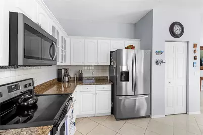 1071 NW 184th Ter, Pembroke Pines, FL 33029 - Photo 20