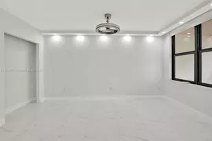 9801 Collins Ave, Bal Harbour, FL 33154 - Photo 18