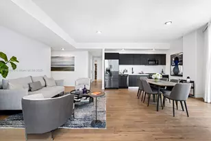 398 NE 5th St, Miami, FL 33132 - Photo 4