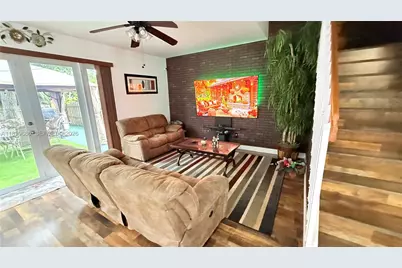 2271 NW 159th Ave, Pembroke Pines, FL 33028 - Photo 32