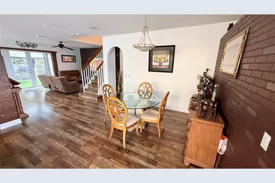 2271 NW 159th Ave, Pembroke Pines, FL 33028 - Photo 14