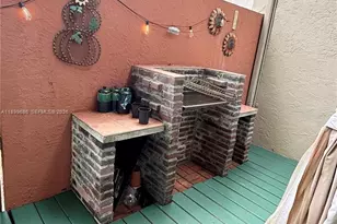 2271 NW 159th Ave, Pembroke Pines, FL 33028 - Photo 38