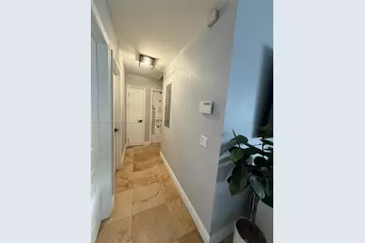 11411 NW 37th Pl, Sunrise, FL 33323 - Photo 6