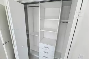 60 SW 13th St, Miami, FL 33130 - Photo 38