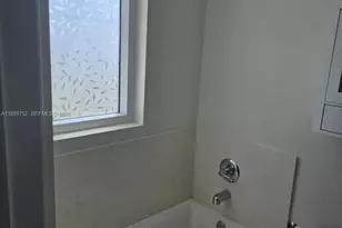 60 SW 13th St, Miami, FL 33130 - Photo 18