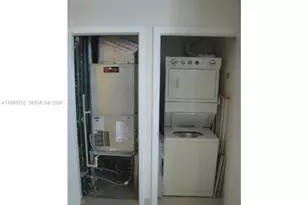 60 SW 13th St, Miami, FL 33130 - Photo 44