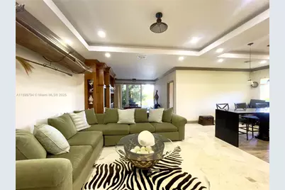 6100 Paradise Point Dr, Palmetto Bay, FL 33157 - Photo 12