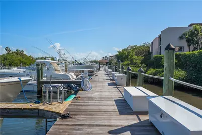 6100 Paradise Point Dr, Palmetto Bay, FL 33157 - Photo 98