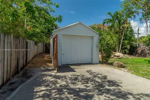 246 NE 13th St, Delray Beach, FL 33444 - Photo 4