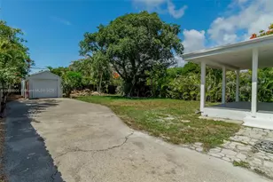 246 NE 13th St, Delray Beach, FL 33444 - Photo 30