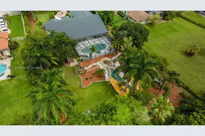 1361 NW 116th Ave, Plantation, FL 33323 - Photo 44