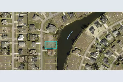 4143 NE 9th Ave, Cape Coral, FL 33909 - Photo 1