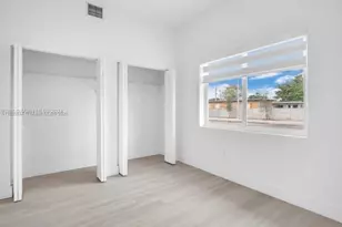 110 N Foster Rd, Hallandale Beach, FL 33009 - Photo 10